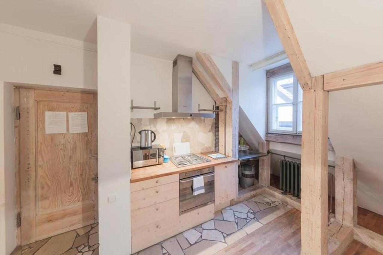 Snug Apartment In A Tenement House - Old Town - F50/5 Varsóvia Exterior foto
